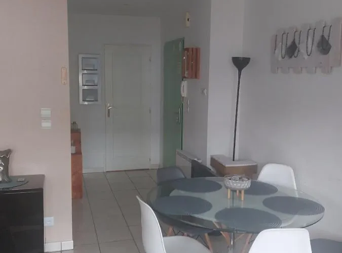 Apartament Primavera. Les Logis Mansardes